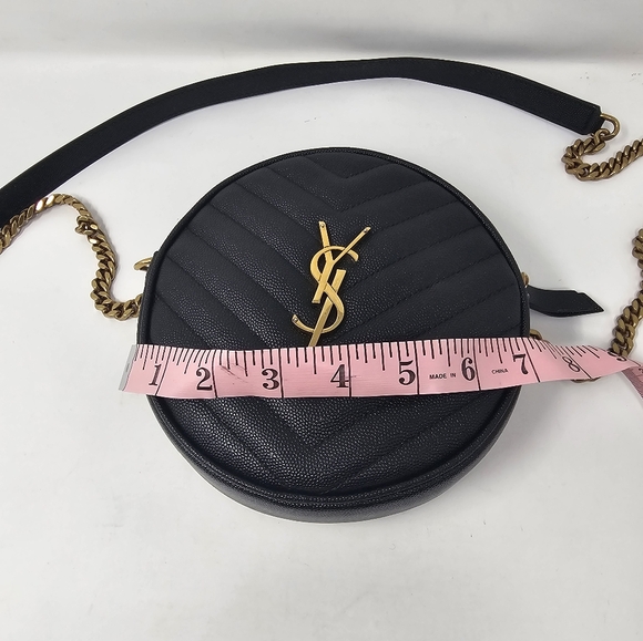 Yves Saint Laurent Paris Vinyle Round Camera Shoulder Bag - Picture 12 of 16